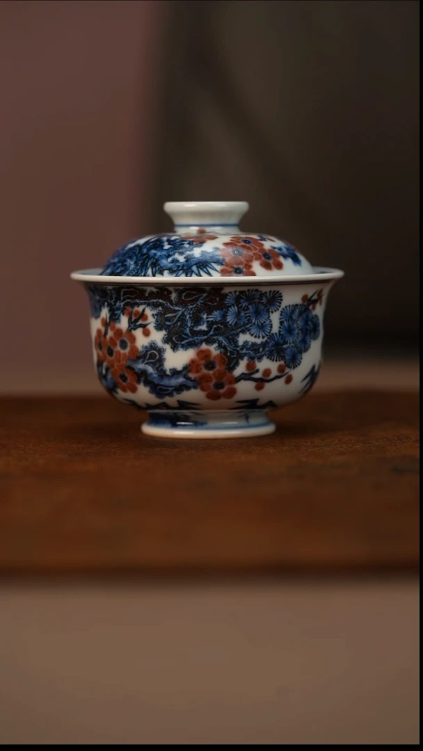 瓷又见春风青花釉里红松竹梅盖碗