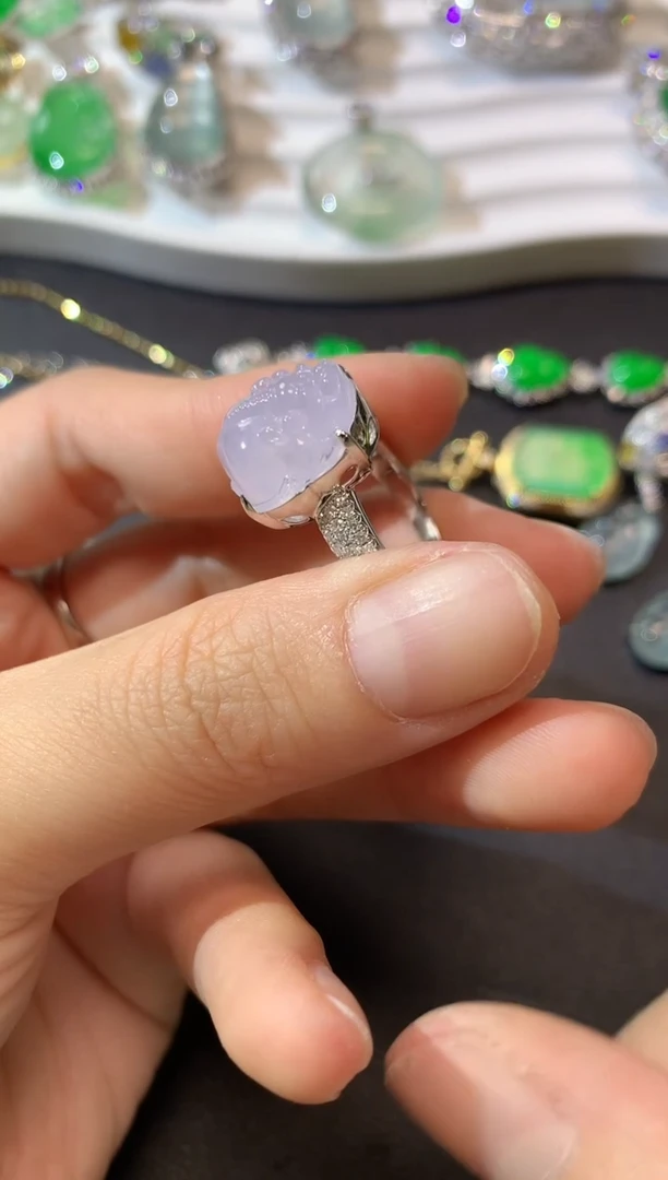 18K金镶嵌戒指翡翠A41