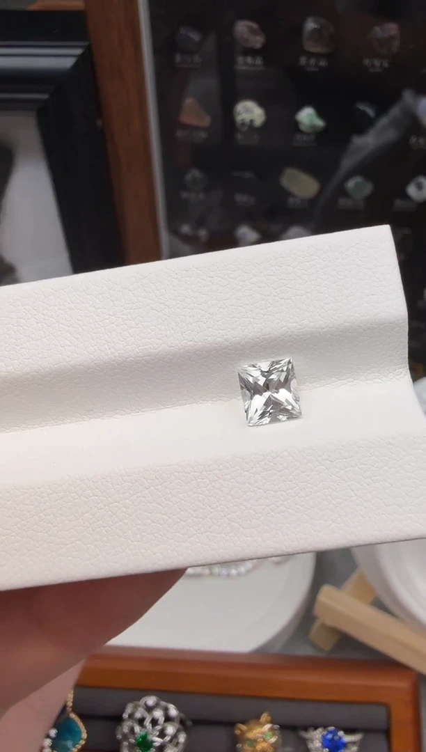 托帕石裸石公主方1.3ct-A680-1p