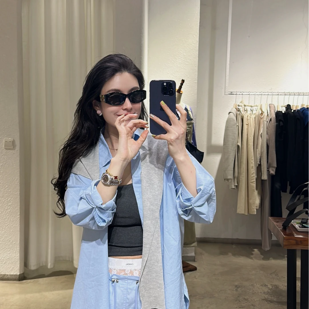 娜一家 2025春季新款气质小字母披肩衬衫