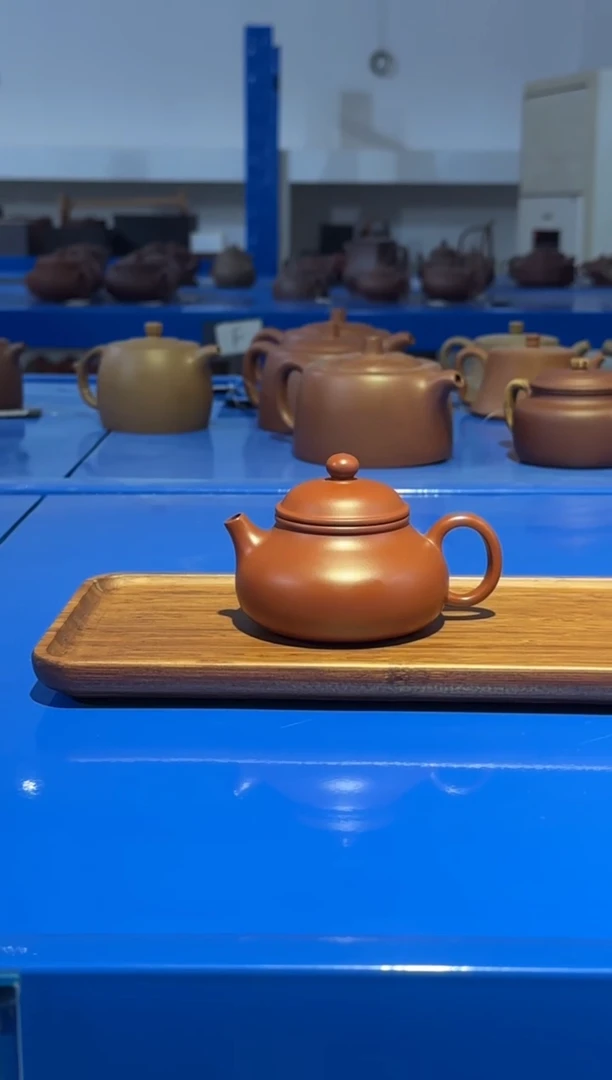 【闪购商品】紫砂茶壶朱泥嘟嘟容天120cc