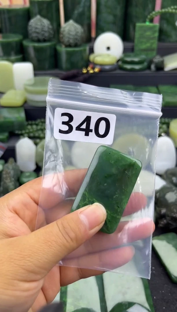 未镶嵌和田玉珠宝半成品无事牌