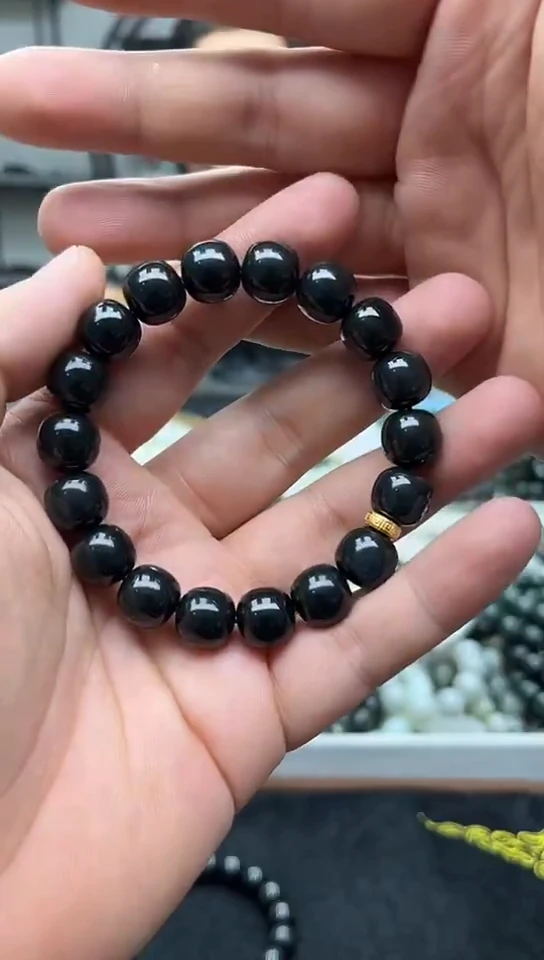 未镶嵌手串和田玉新疆黑青12特细