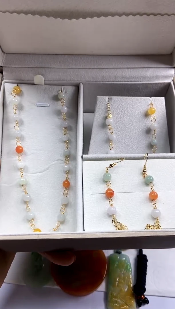 【闪购商品】翡翠颈饰未镶嵌翡翠A货发一套