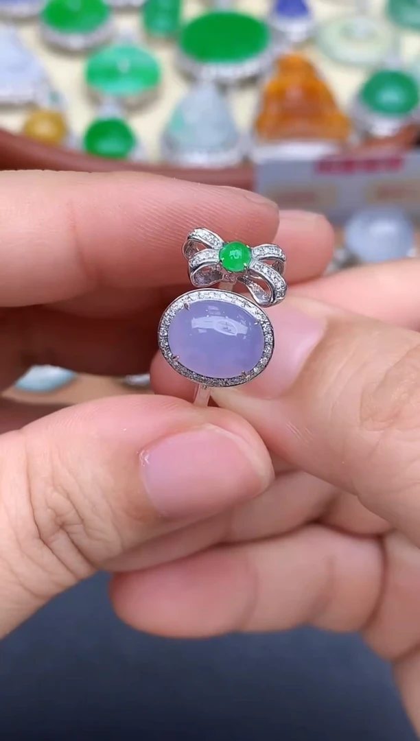 18K金镶嵌戒指翡翠525-中国好珍宝