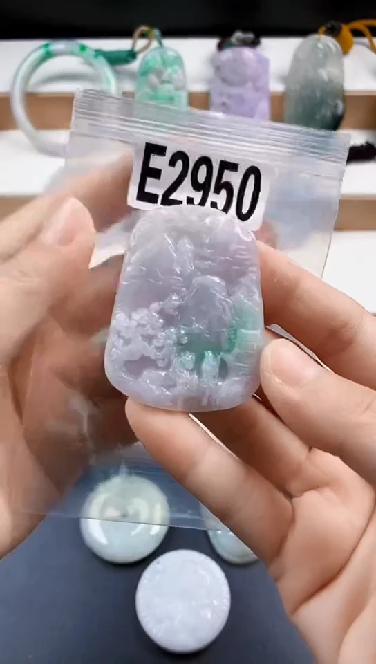 颈饰未镶嵌翡翠天然翡翠吊坠挂件