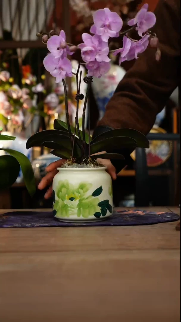 当代景德镇设计师釉下手绘陶瓷花瓶