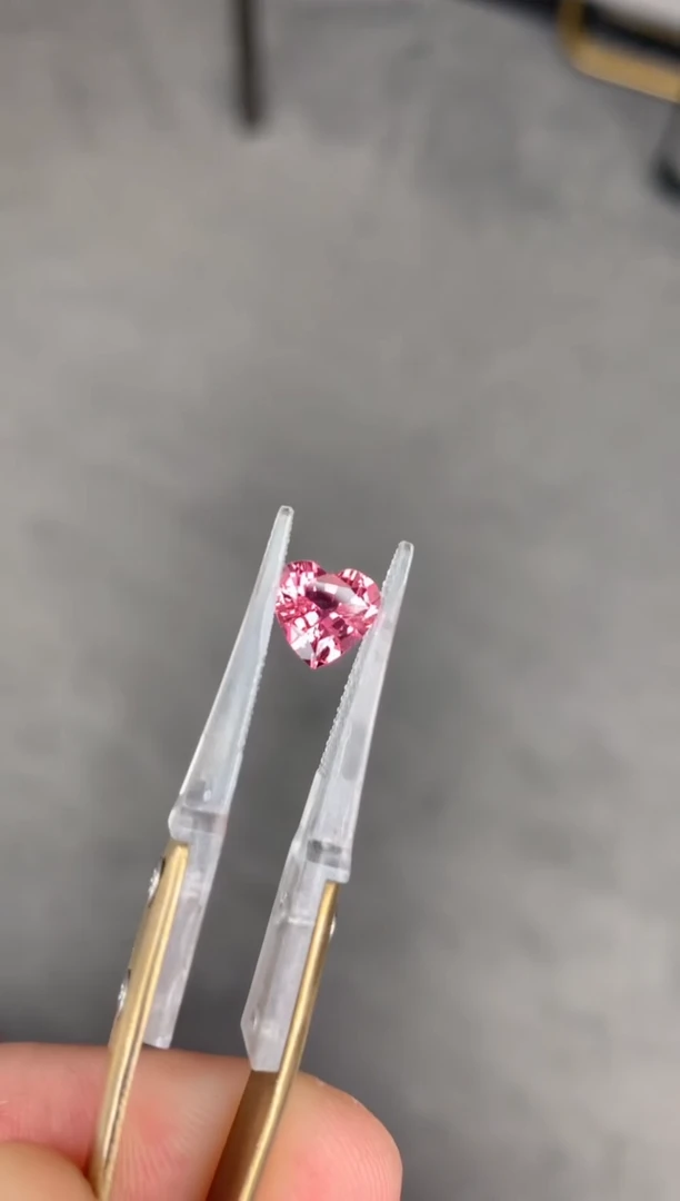 裸石未镶嵌碧玺1.5ct 心形粉碧玺 多样性发货