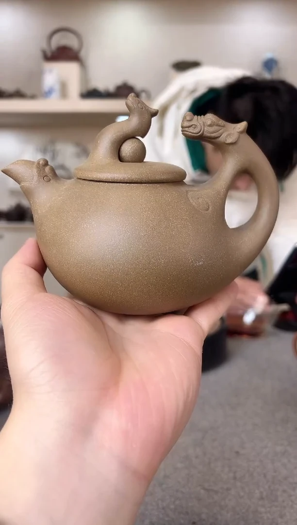 【闪购商品】紫砂茶壶双龙戏珠 段泥 半手工