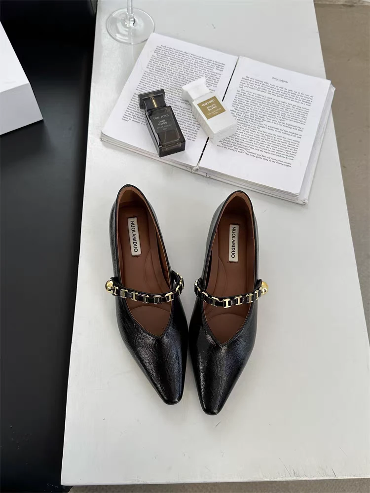 时尚潮流春季新款尖头皮鞋D569-6（精华）