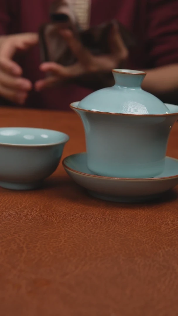 【闪购商品】杯一级天青马蹄盖碗送天青支钉压手杯