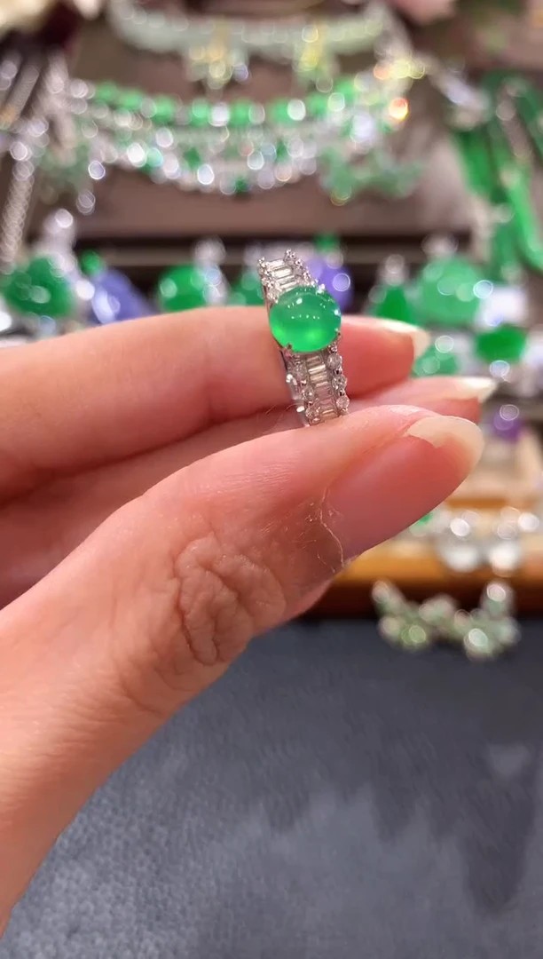 18K金镶嵌戒指翡翠n45