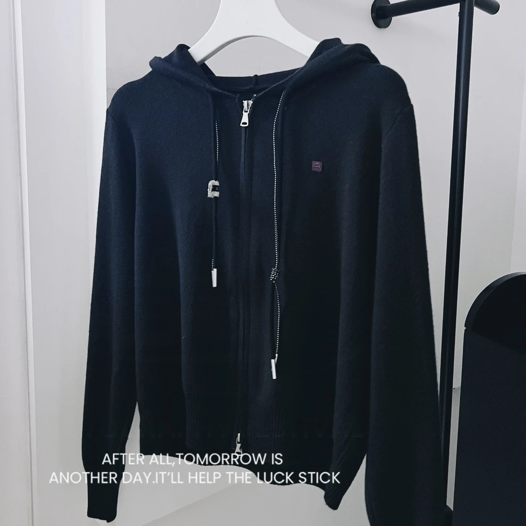 【Q-xyy服饰】秋冬连帽抽绳双拉链小幸运上衣 866