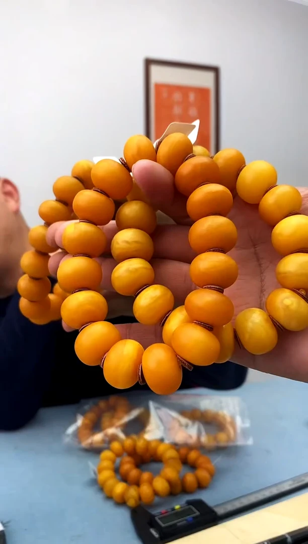 【闪购商品】蜜蜡珠宝奇石未镶嵌假一罚十，多样性发一件永久包退