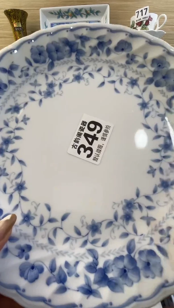 摆件小**?摆件瓷器瓷器瓷器