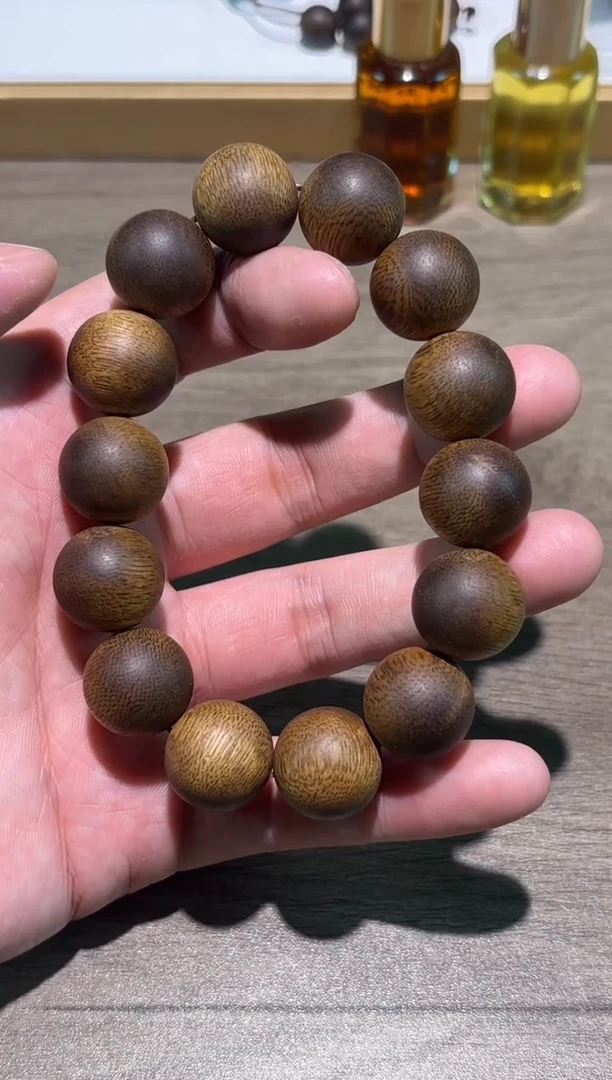 沉香手串越南芽庄老料树心油白奇楠单圈16