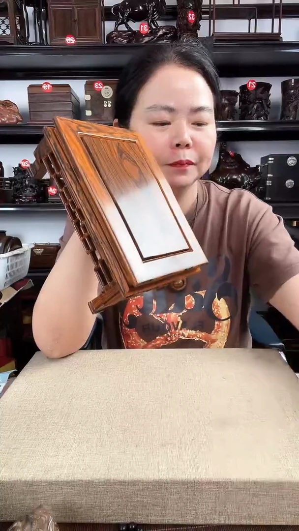 木新款长方老李红木工艺品