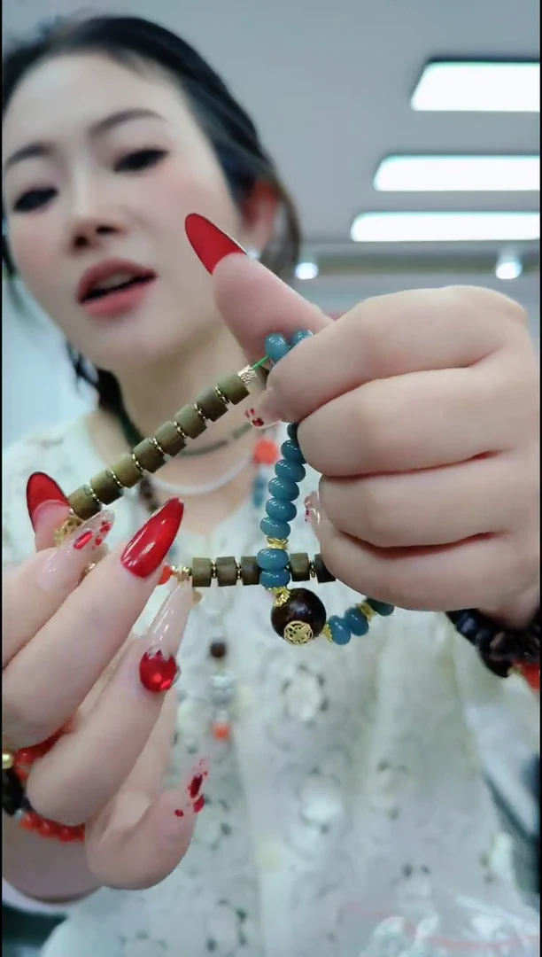 【闪购商品】维腊木（绿檀）2630 绿檀款手链