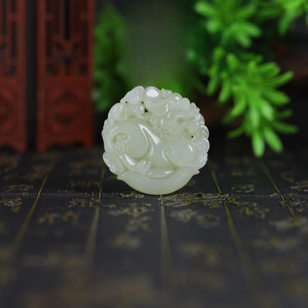 【星光村小飞D15011】和田玉精雕大貔貅双面吊坠