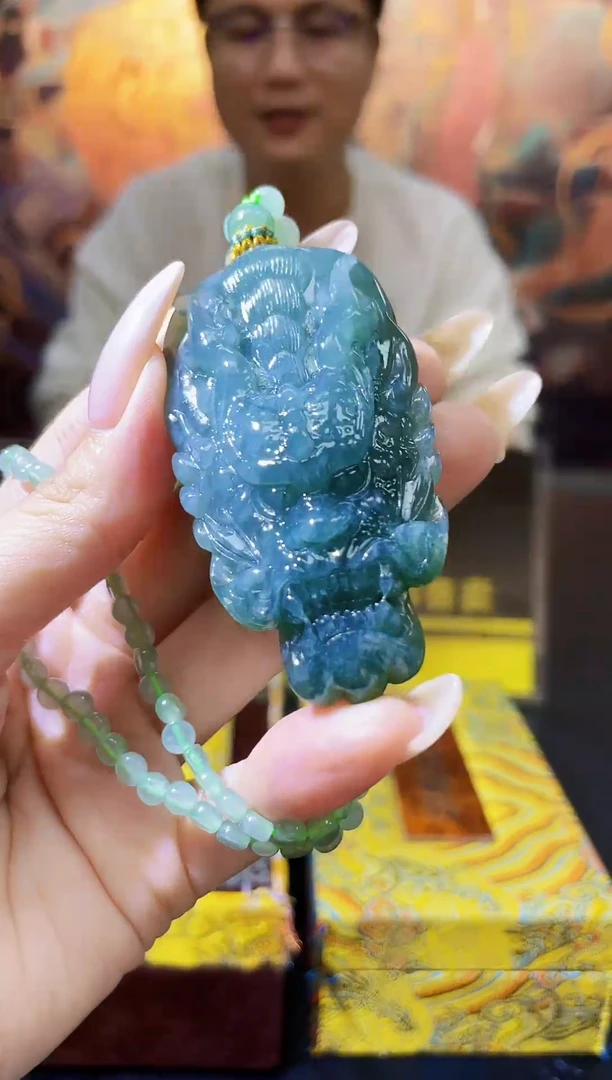 颈饰未镶嵌翡翠翡翠多样性发其一