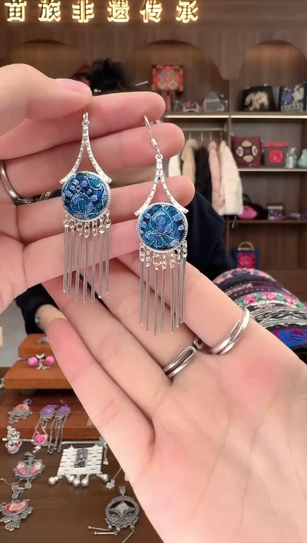 【闪购商品】织绣扶光苗绣传承101