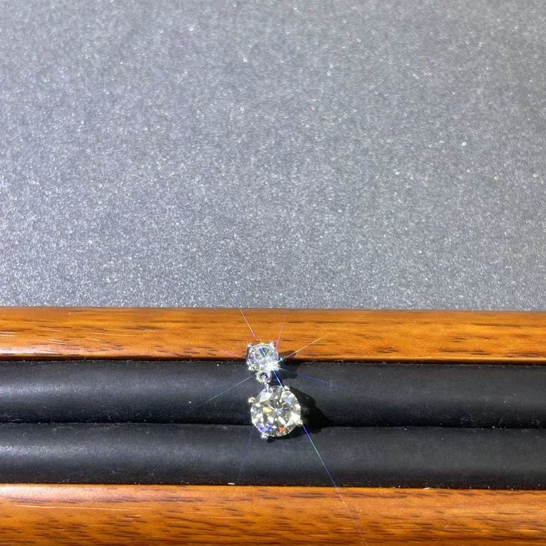 s6823白色微镶吊坠多样发