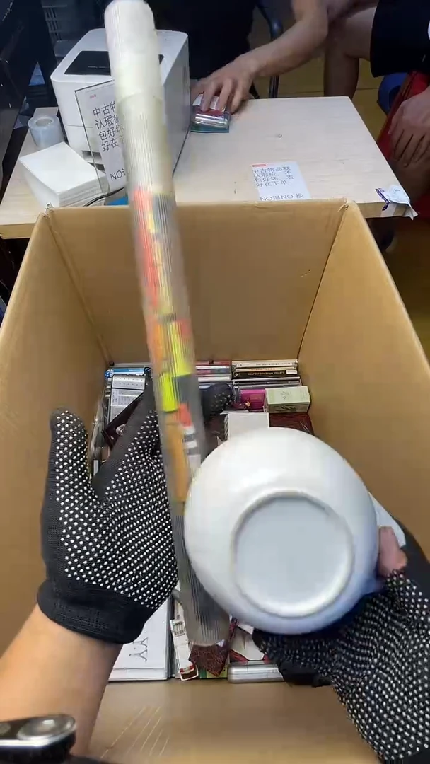 景****r二手商品不退不换