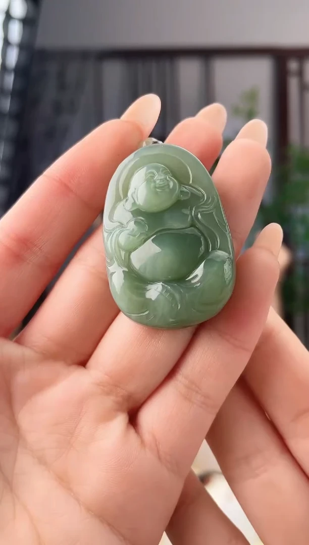 颈饰未镶嵌和田玉佛牌 无