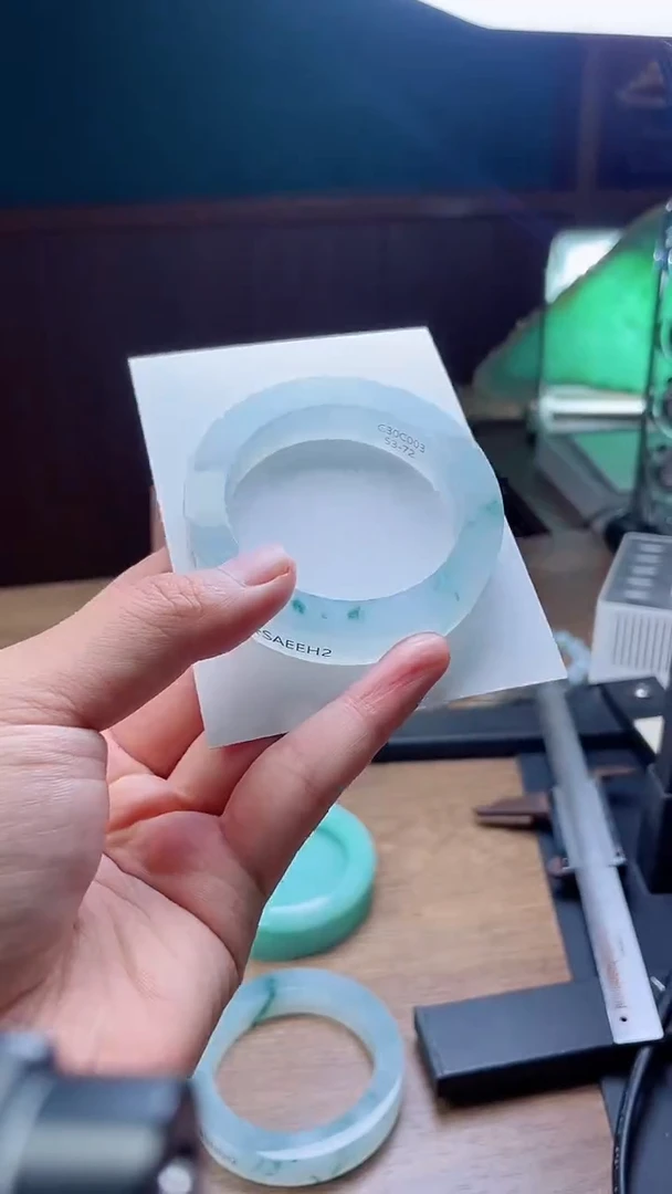定制翡翠手镯未镶嵌蓝**圈定制