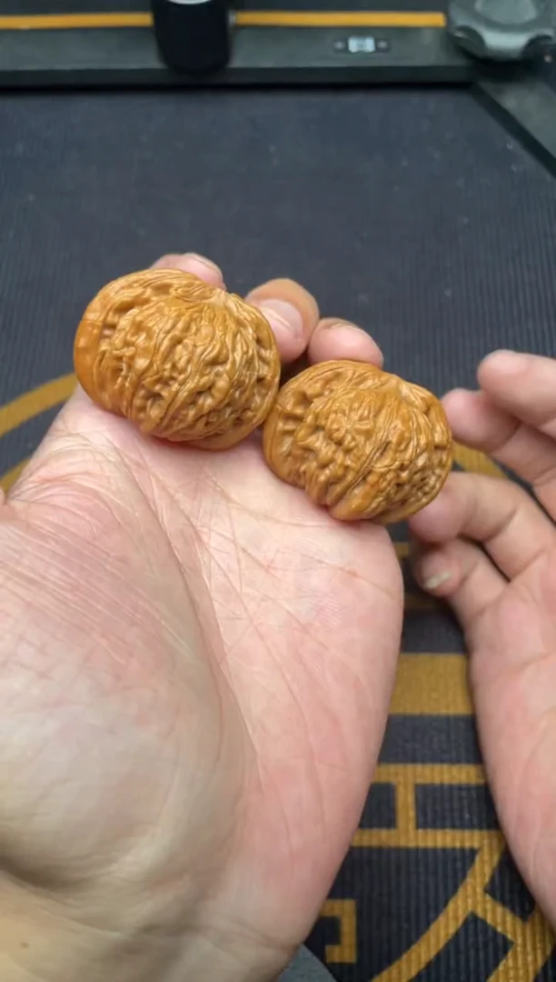 文玩核桃吊坠汉高楼全品39