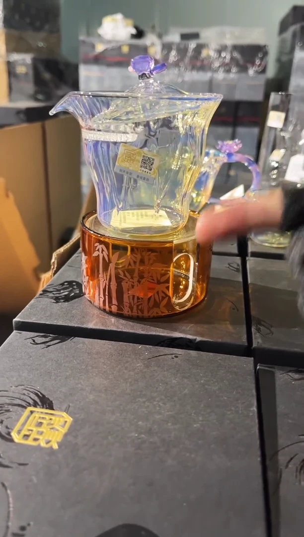 【闪购商品】荷韵盖碗加琥珀温茶器晶焱金标
