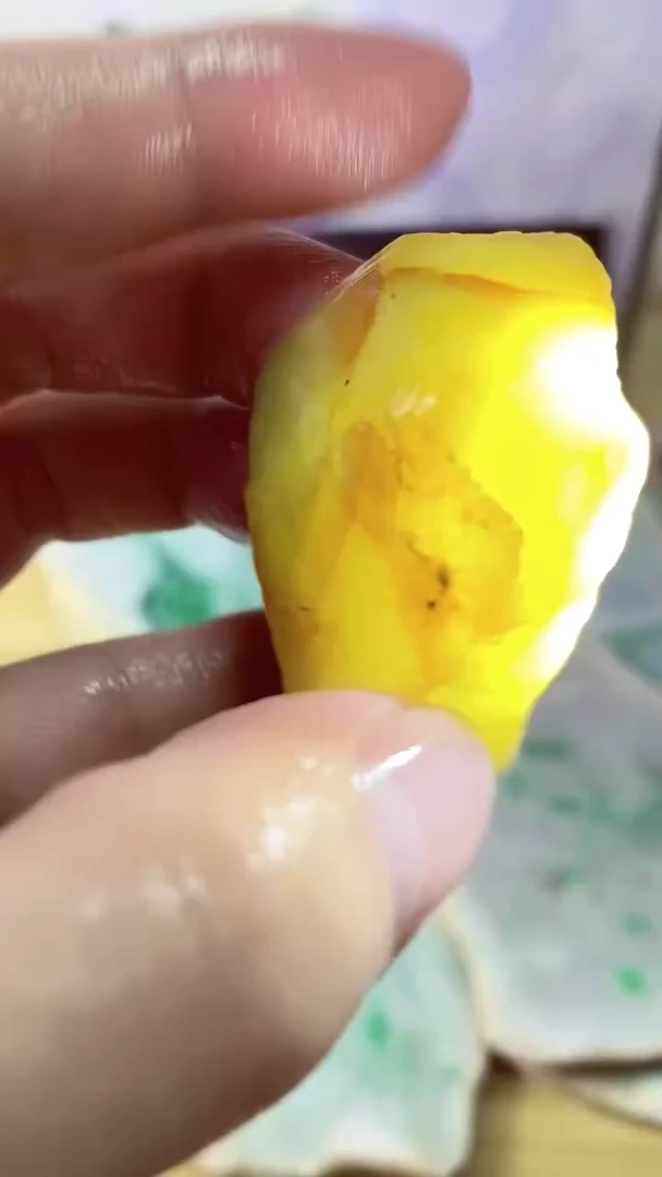 翡翠裸石天然A货缅甸翡翠高品质边角料590