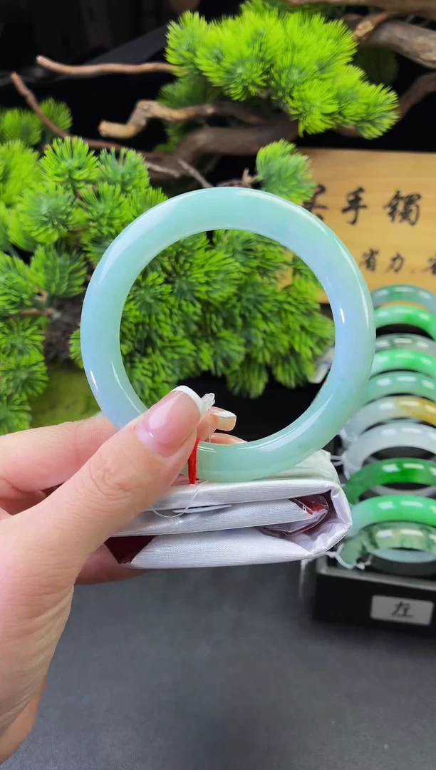 未镶嵌手镯翡翠A