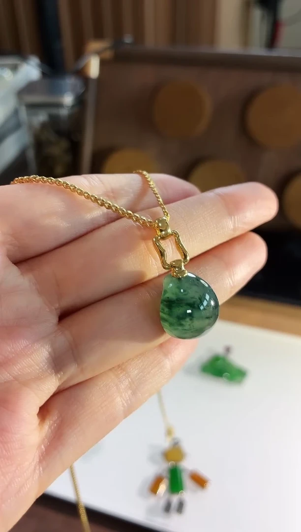 吊坠(不含链)18K金镶嵌翡翠吊坠