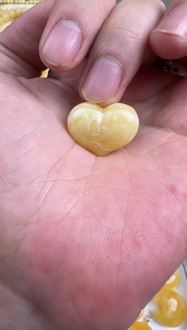 蜜蜡未镶嵌珠宝奇石蜜蜡