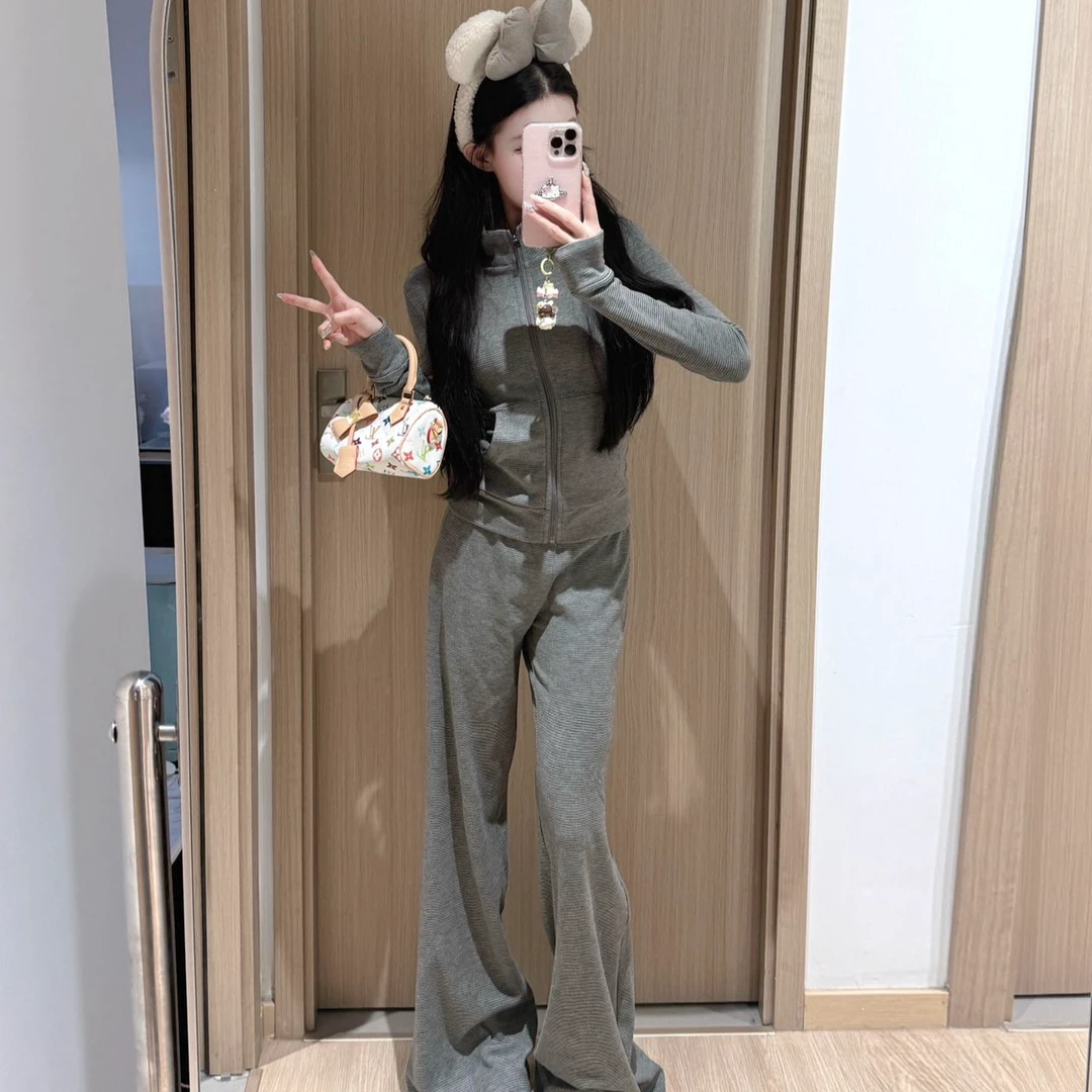 秋季穿搭灰色针织运动套装女洋气卫衣外套修身显瘦微喇休闲裤子