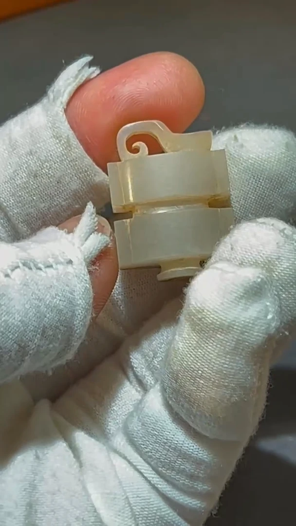 【闪购商品】和田玉颈饰未镶嵌司南佩