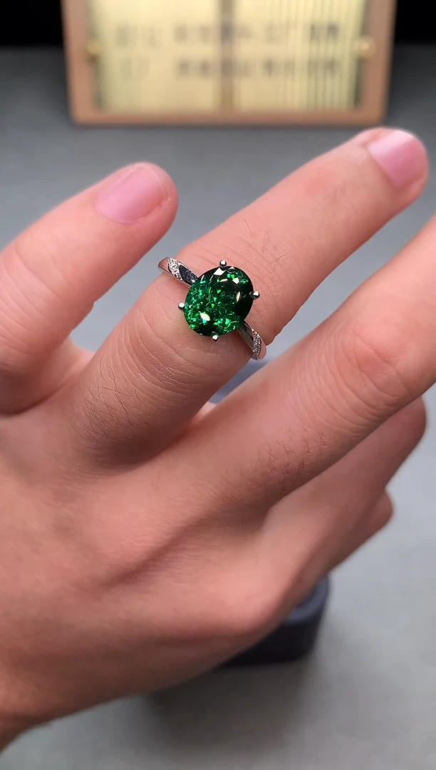 银S925镶嵌戒指碧玺2222