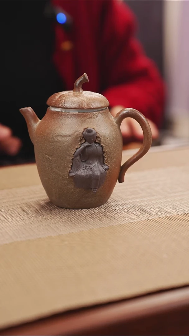 原矿老段泥水月观音紫砂壶21