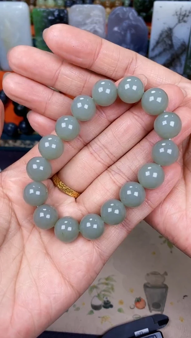 和田玉未镶嵌颈饰和田玉