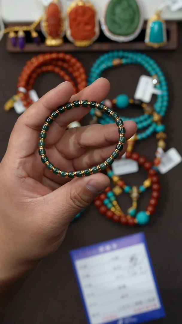 未镶嵌手串翡翠**翡翠手串