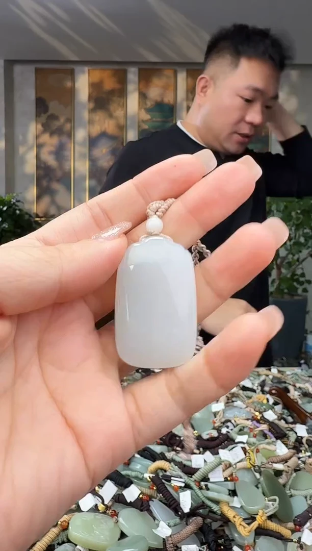 颈饰未镶嵌和田玉拍一发一多样性发货