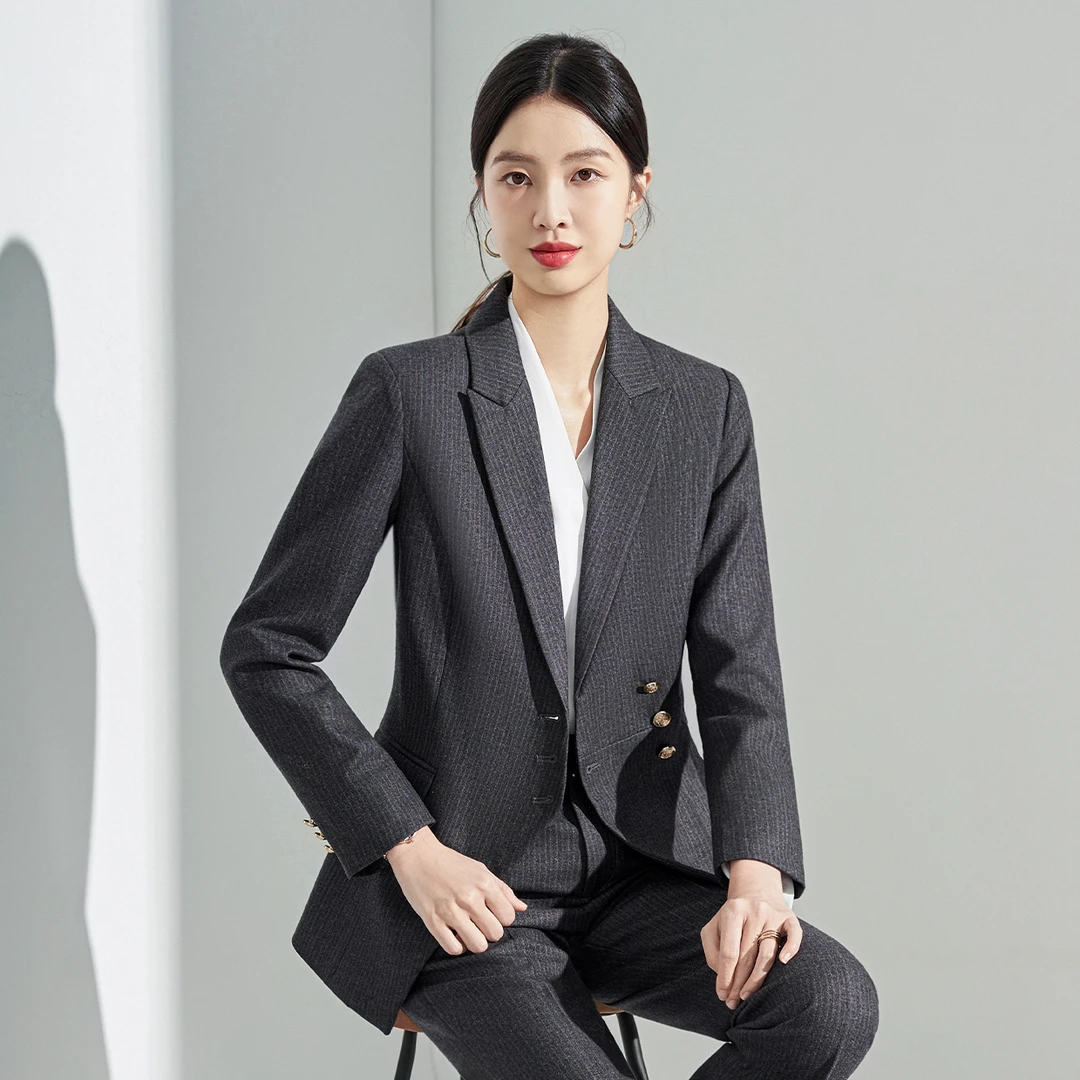 条纹西装外套女春秋季2025新款设计感轻职场职业正装高端西服套装