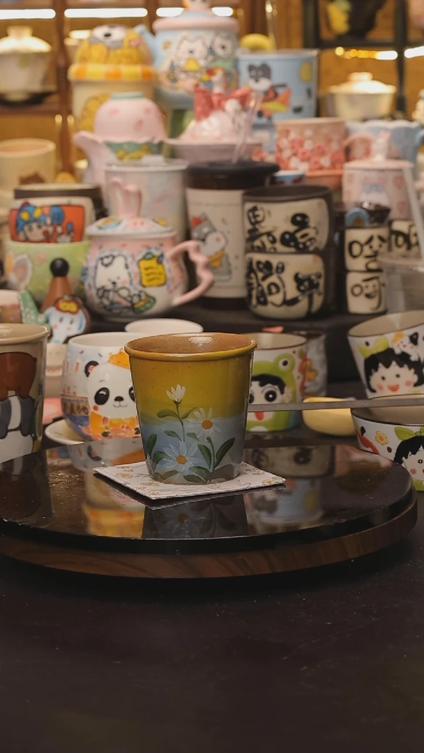 景德镇釉下彩绘设计师款式陶瓷