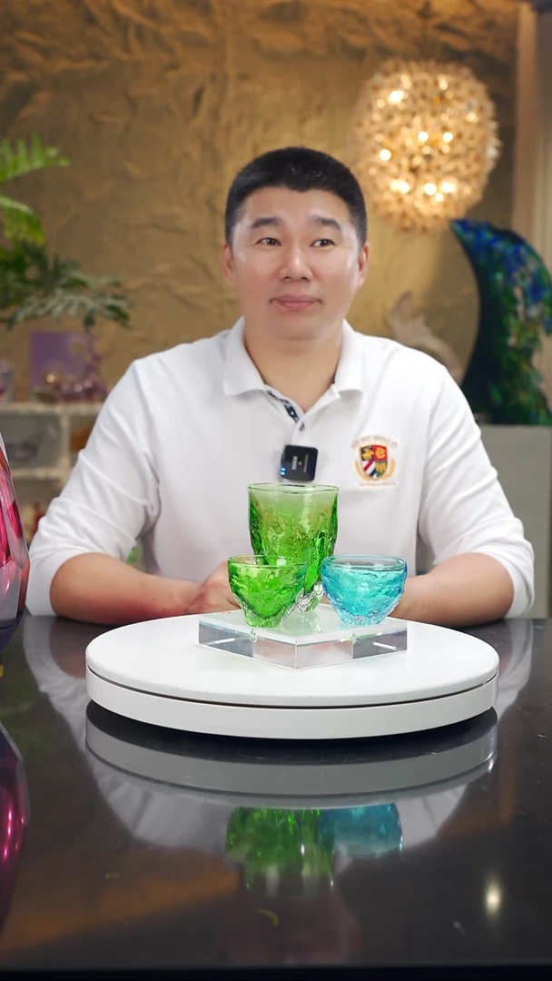 摆件设计款绿色水杯加绿色和蓝色茶杯