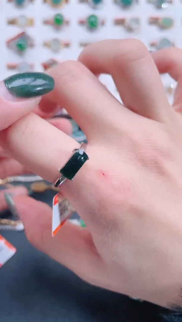 银S925镶嵌戒指翡翠天然翡翠