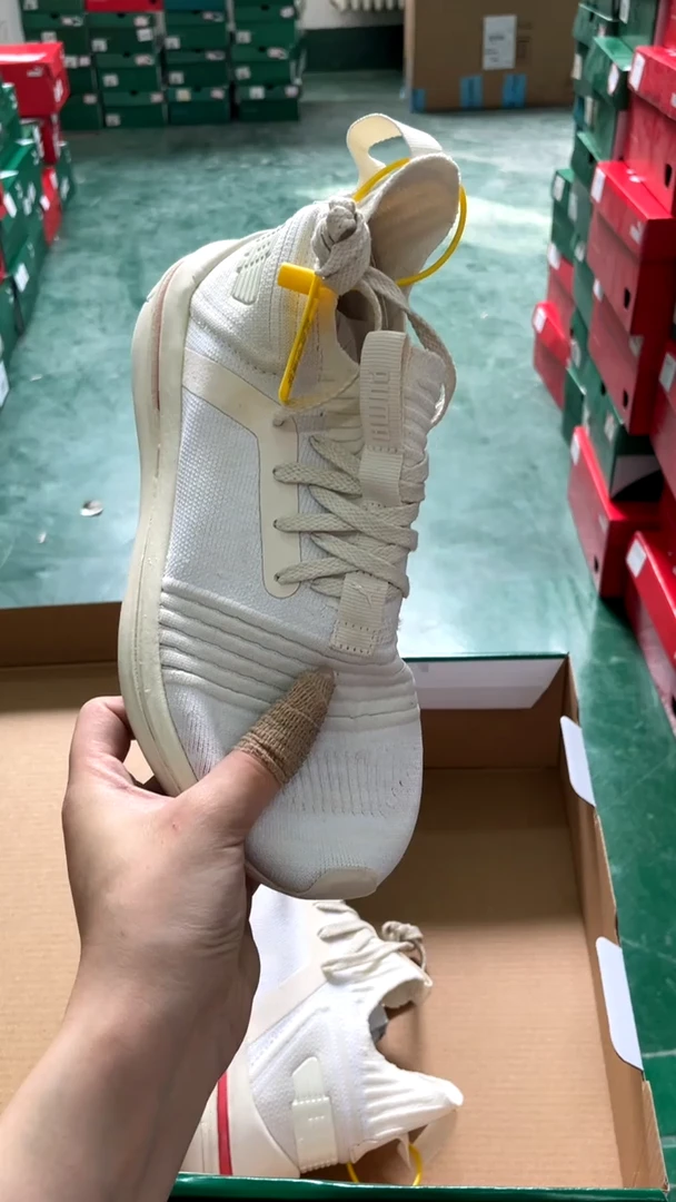 彪马时尚运动休闲鞋37M    Z50