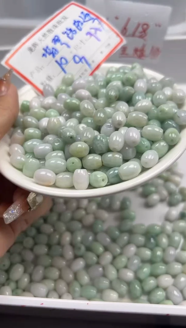 翡翠未镶嵌颈饰饰w2714翡翠小桶珠9*7mm*10颗