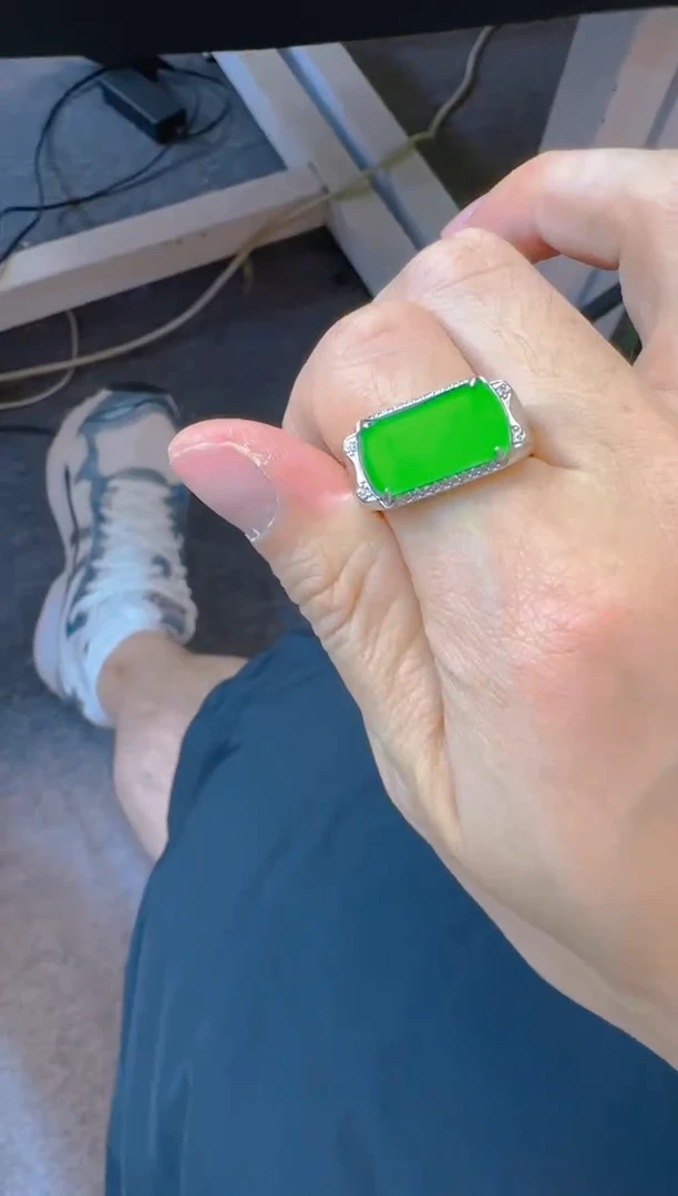 银S925镶嵌戒指翡翠天然A货翡翠