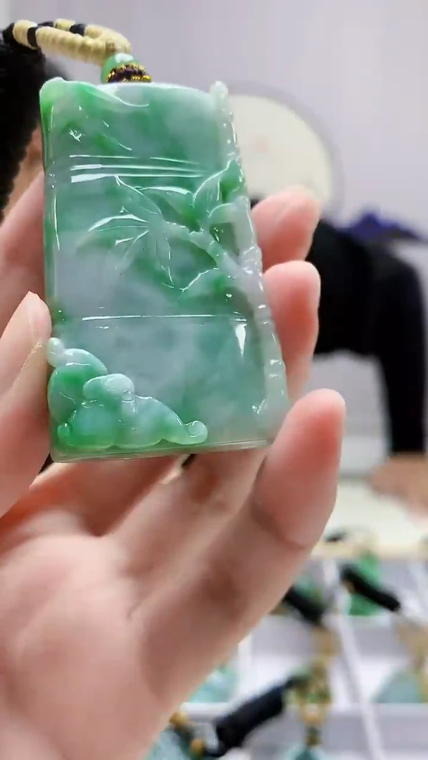 定制翡翠未镶嵌4898zm-毛货挂件182